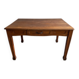 Table de salle à manger Art Nouveau en bois massif brun foncé avec tiroir et détails sculptés ornementaux