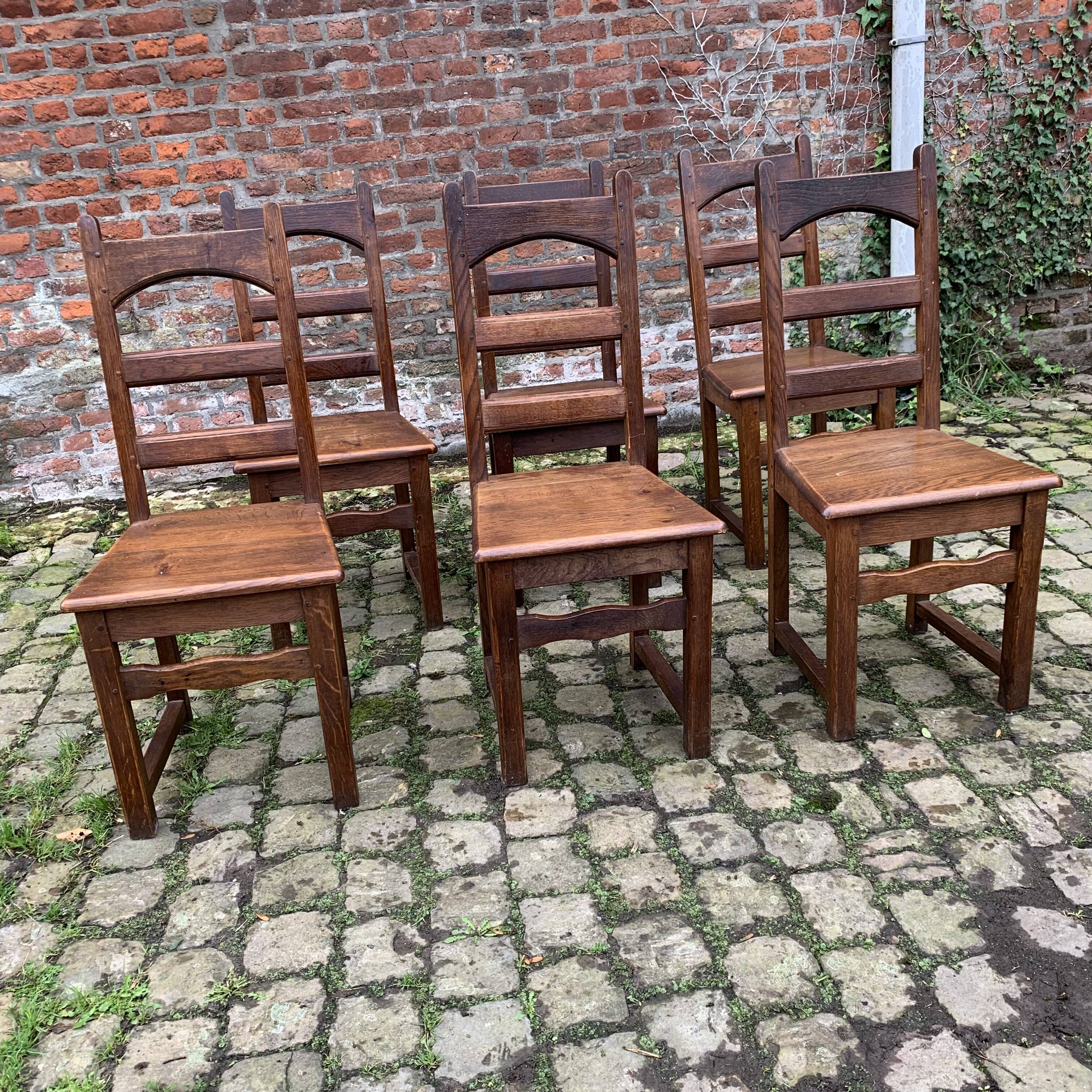 Set of 6 oak chairs