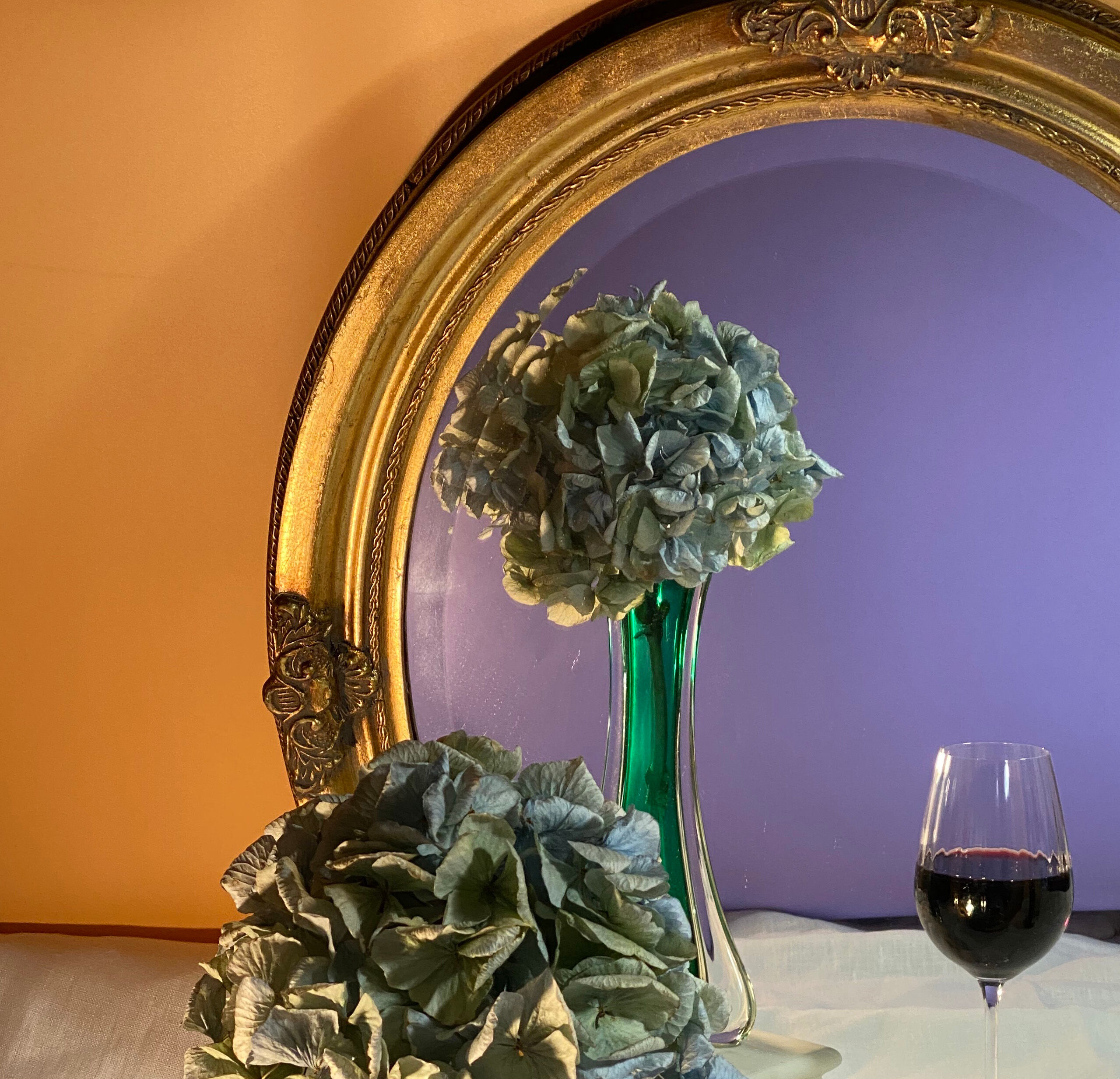 Golden oval mirror finished 62x50cm