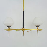 Vintage 2-spoke chandelier Moderniste Arlus from the 1950s. Black metal, brass, opaline