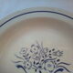 Assortiment de 18 assiettes anciennes bleues