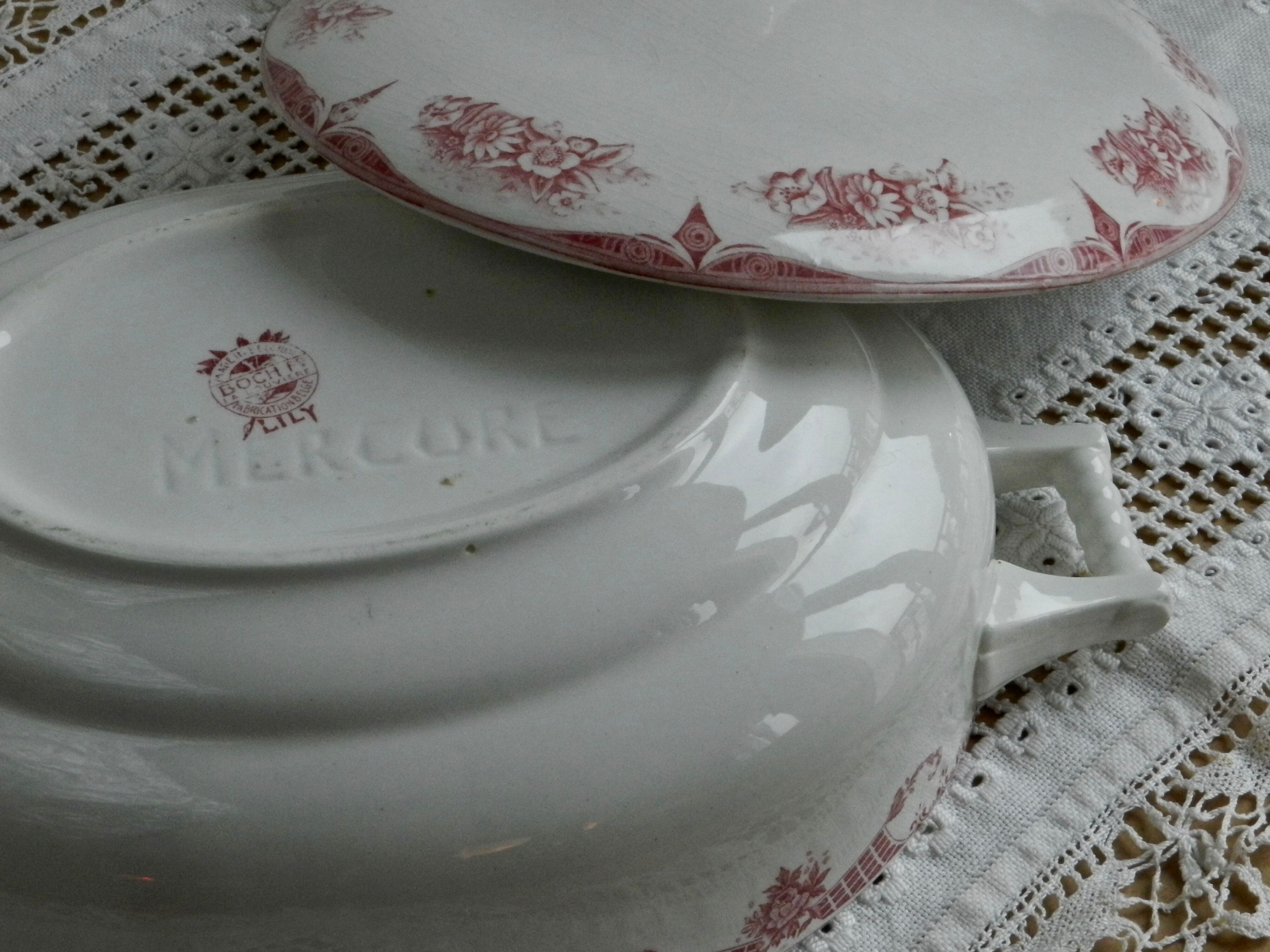 Old tureen Boch La Louvière model Lily pink flowers decor
