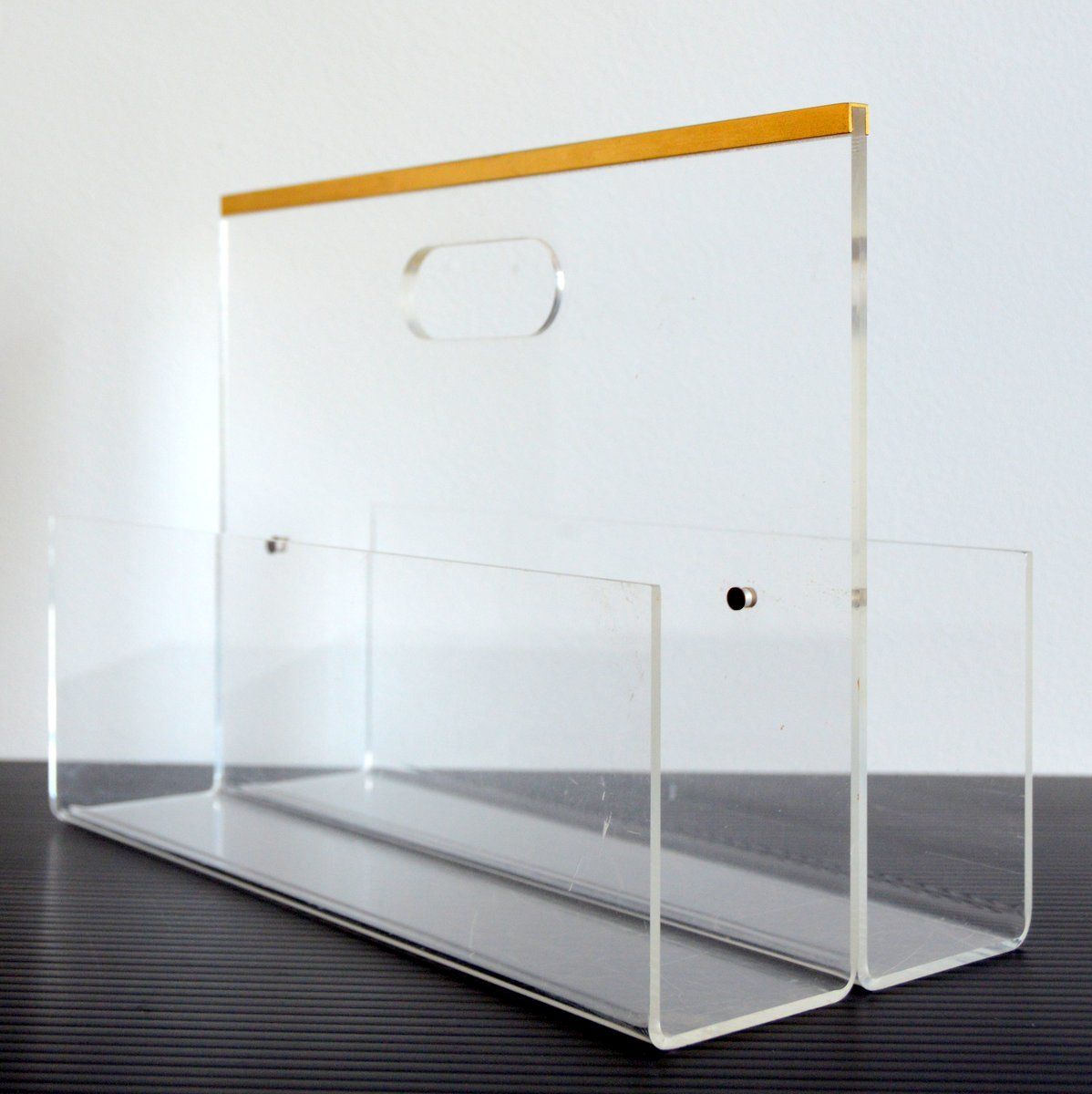 Magazine holder 1970