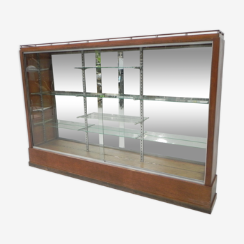 Large display cabinet with 2 sliding glass doors