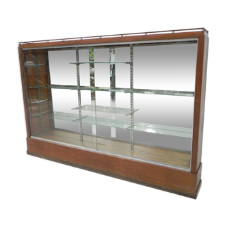 Large display cabinet with 2 sliding glass doors