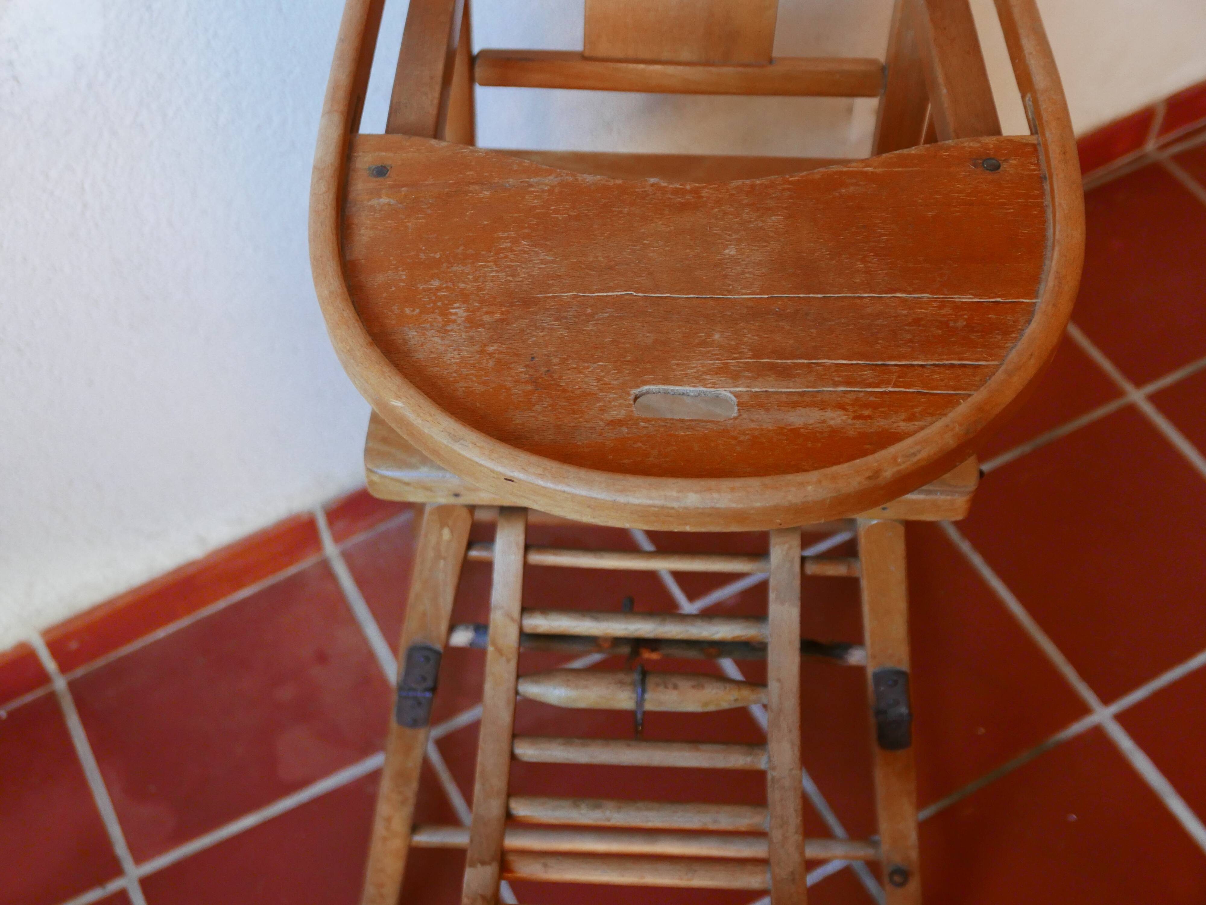 Chair high baby vintage