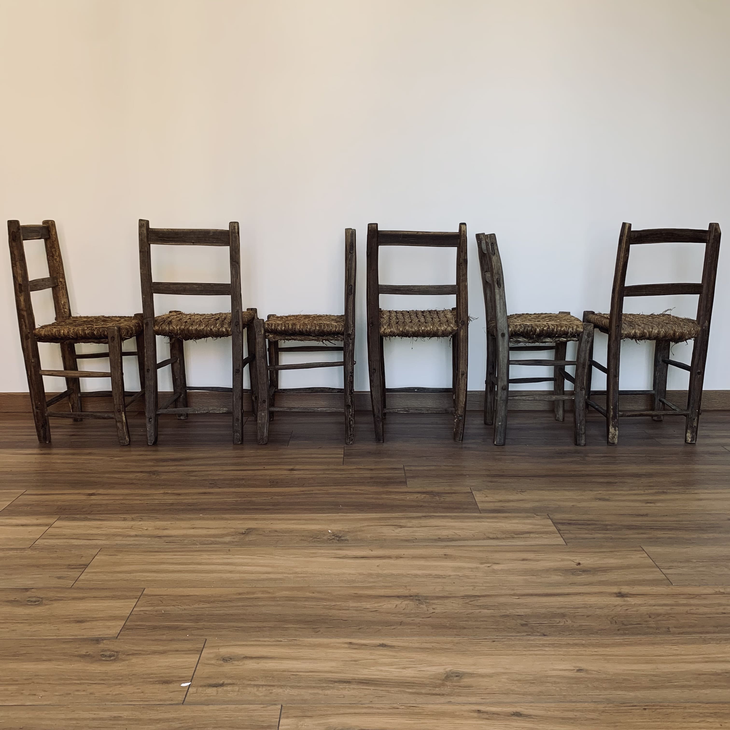 Ensemble de 6 chaises paillées