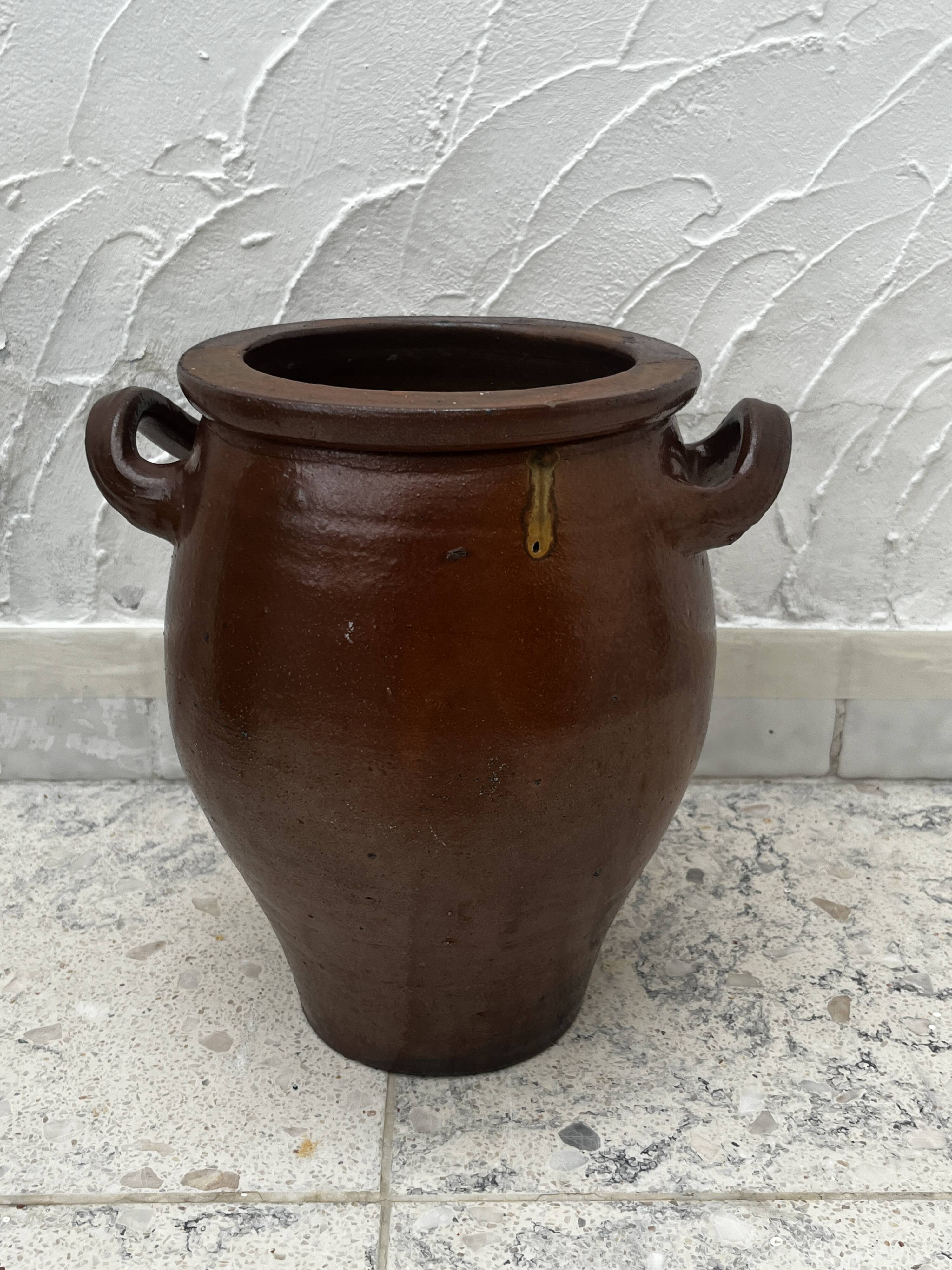 Terracotta basin