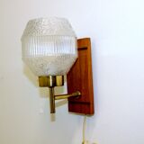 Wall light in teak Sweden 1950