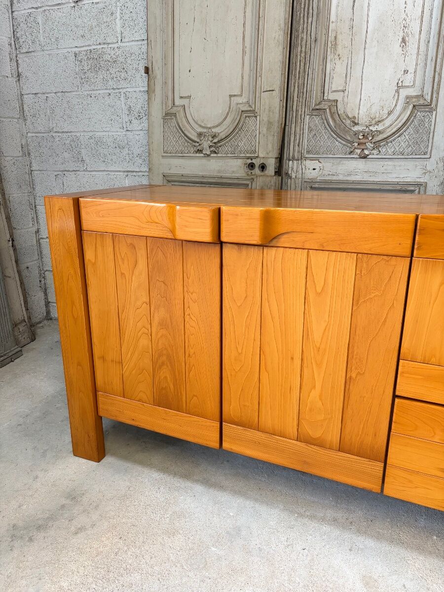 Enfilade en orme massif circa 1970-80 attribuée à Maison REGAIN