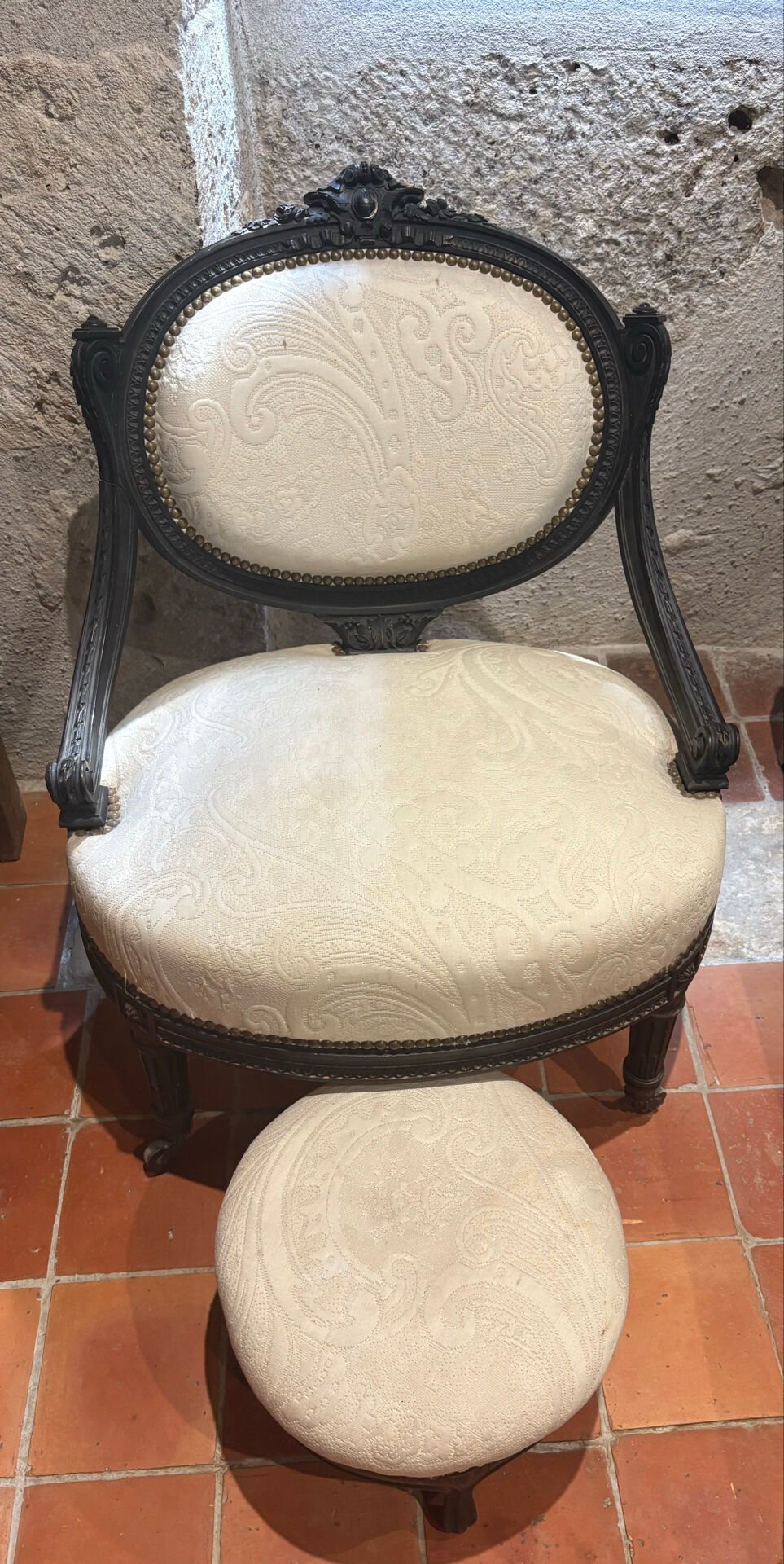 Napoleon III armchair with footrest