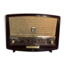 Vintage old radio TSF Radiola in burgundy bakelite