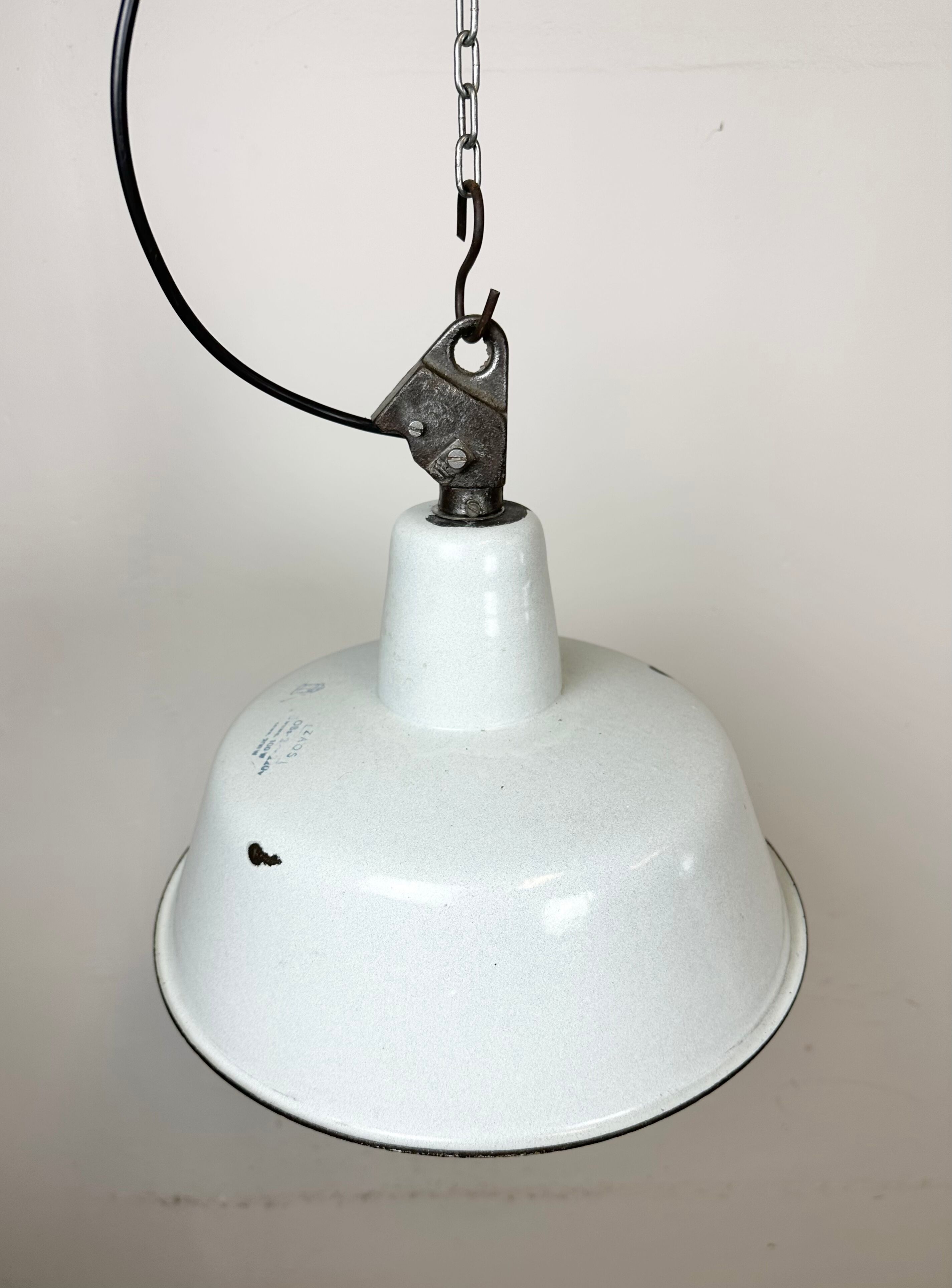 Industrial White Enamel Factory Lamp with Cast Iron Top, 1960s