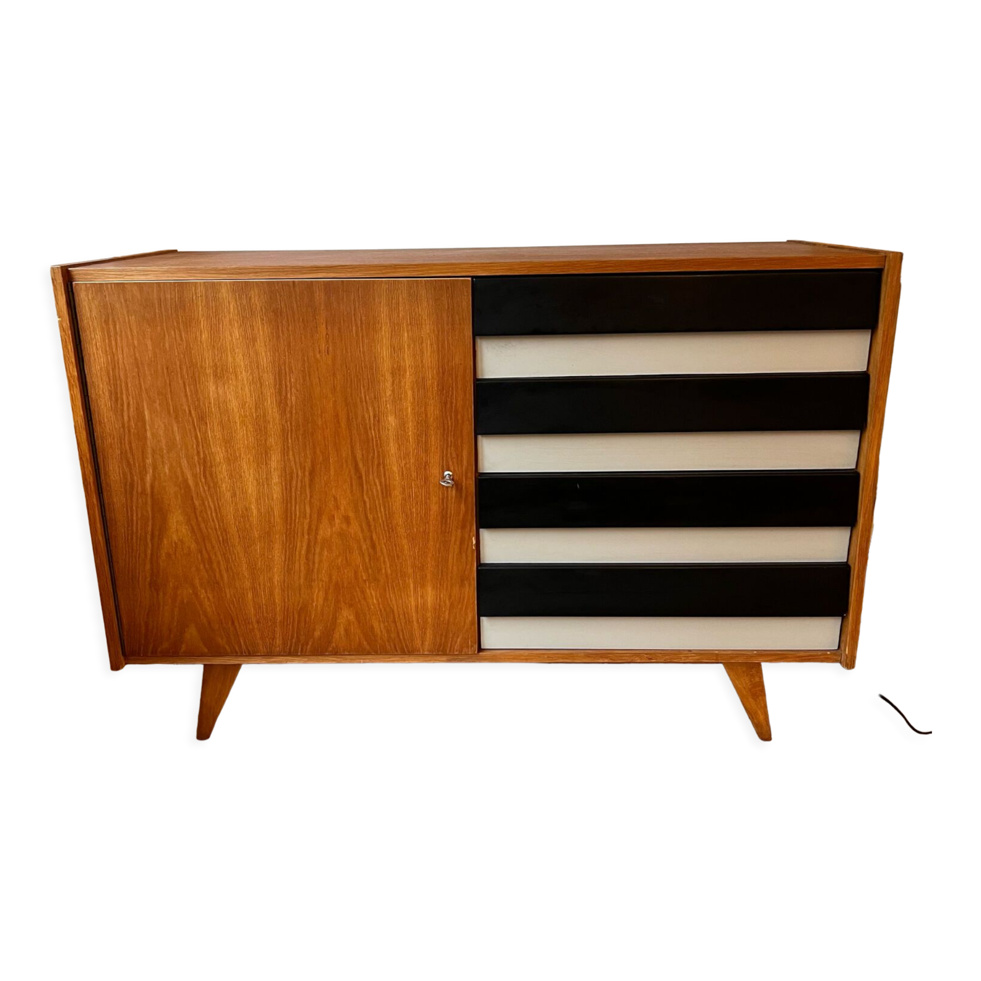 Commode U-458 de Jiri Jiroutek