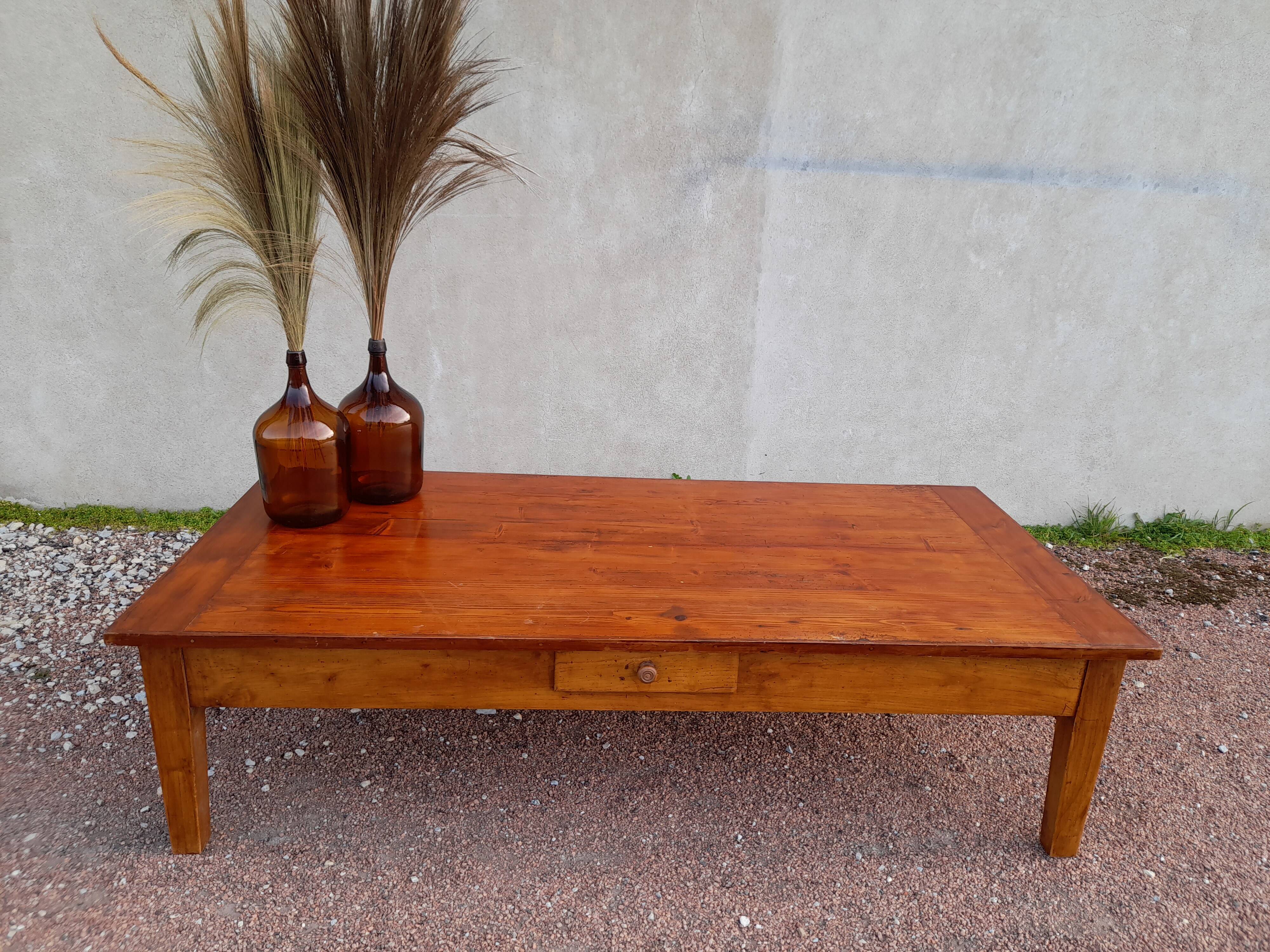 Rustic farm coffee table 3 drawers -1m72