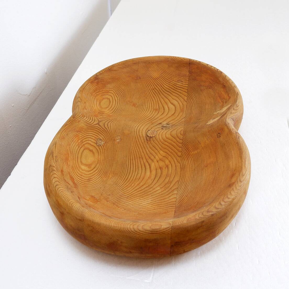 Grande coupe à fruits / centre de table en bois sculpté - 20ème