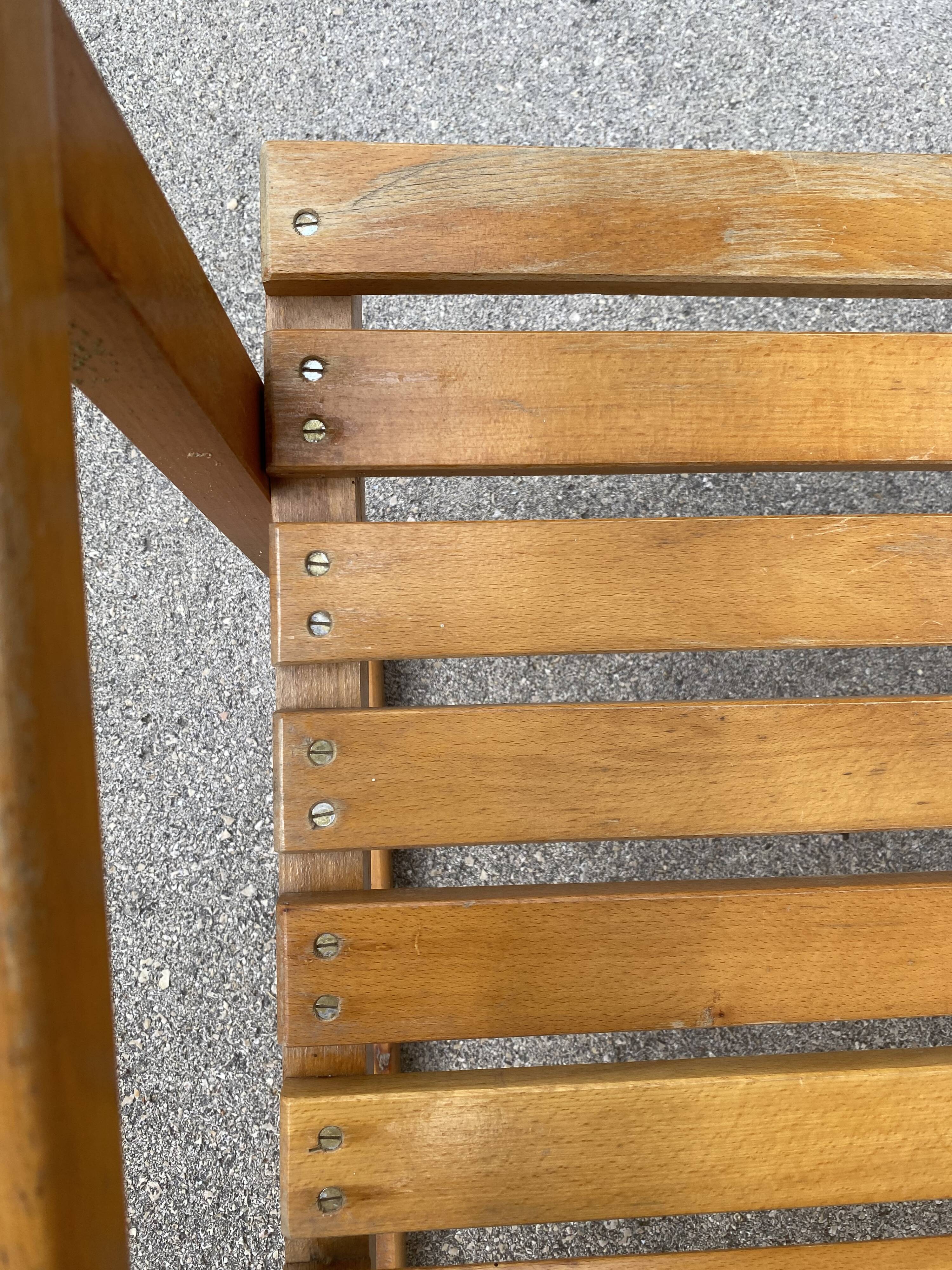Chaise en bois