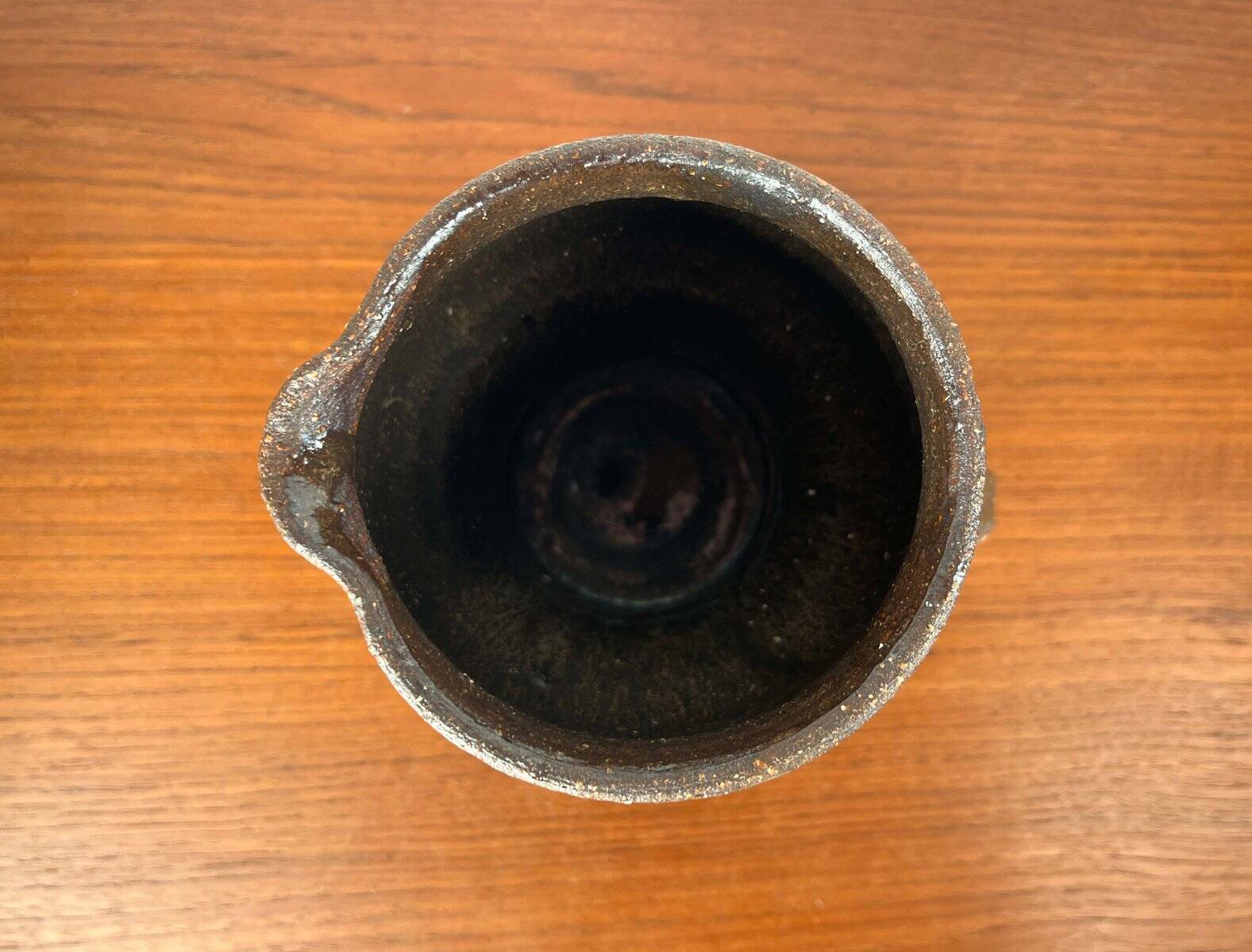 Carafe Vase de Pottery de Studio Allemand Brutaliste Mid-Century Modern par Gerhard Liebenthron, 1974