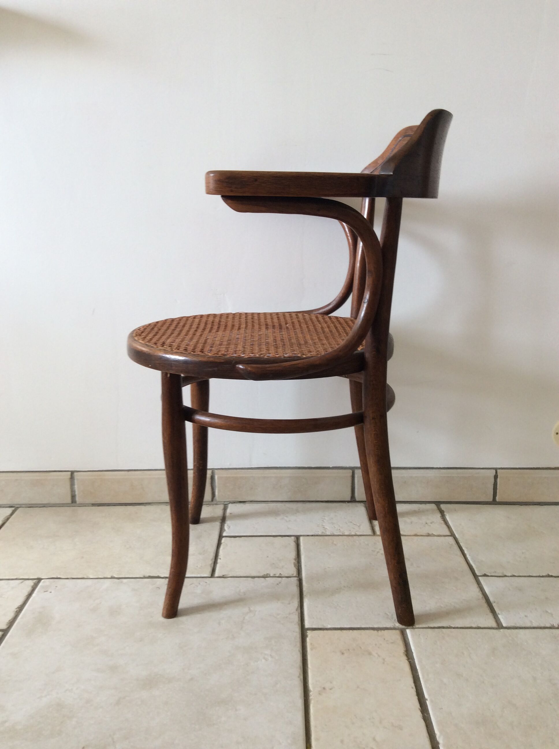 Fauteuil de bureau Thonet cannage et bois