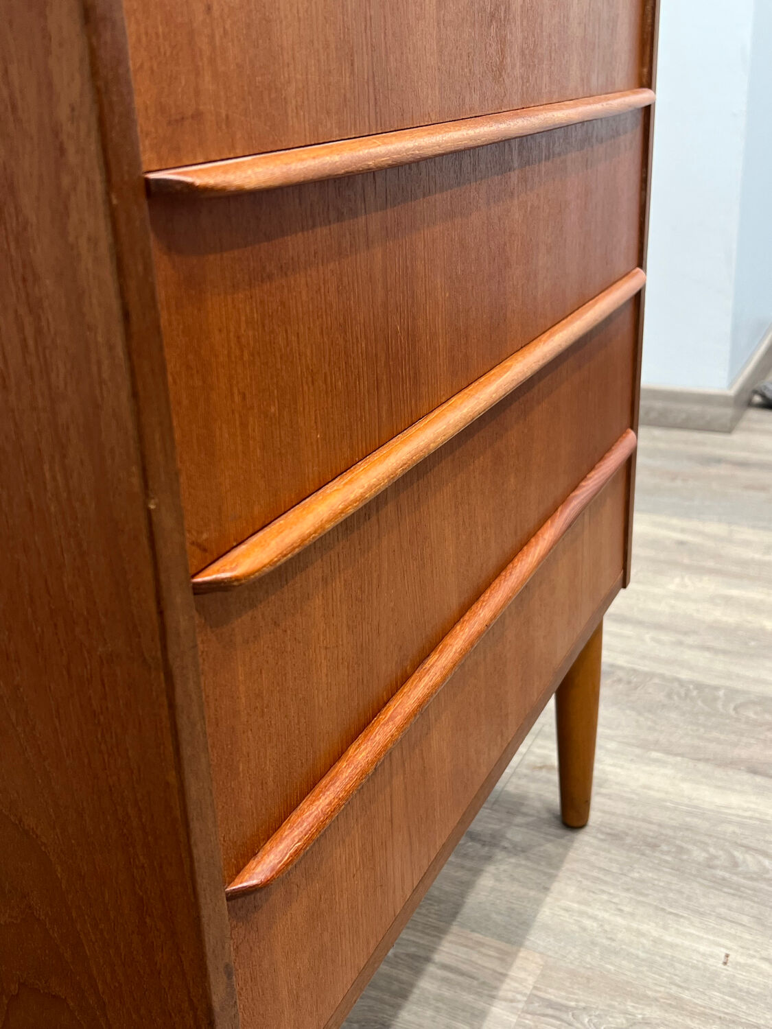 Scandinavian teak chest of drawers with 4 drawers