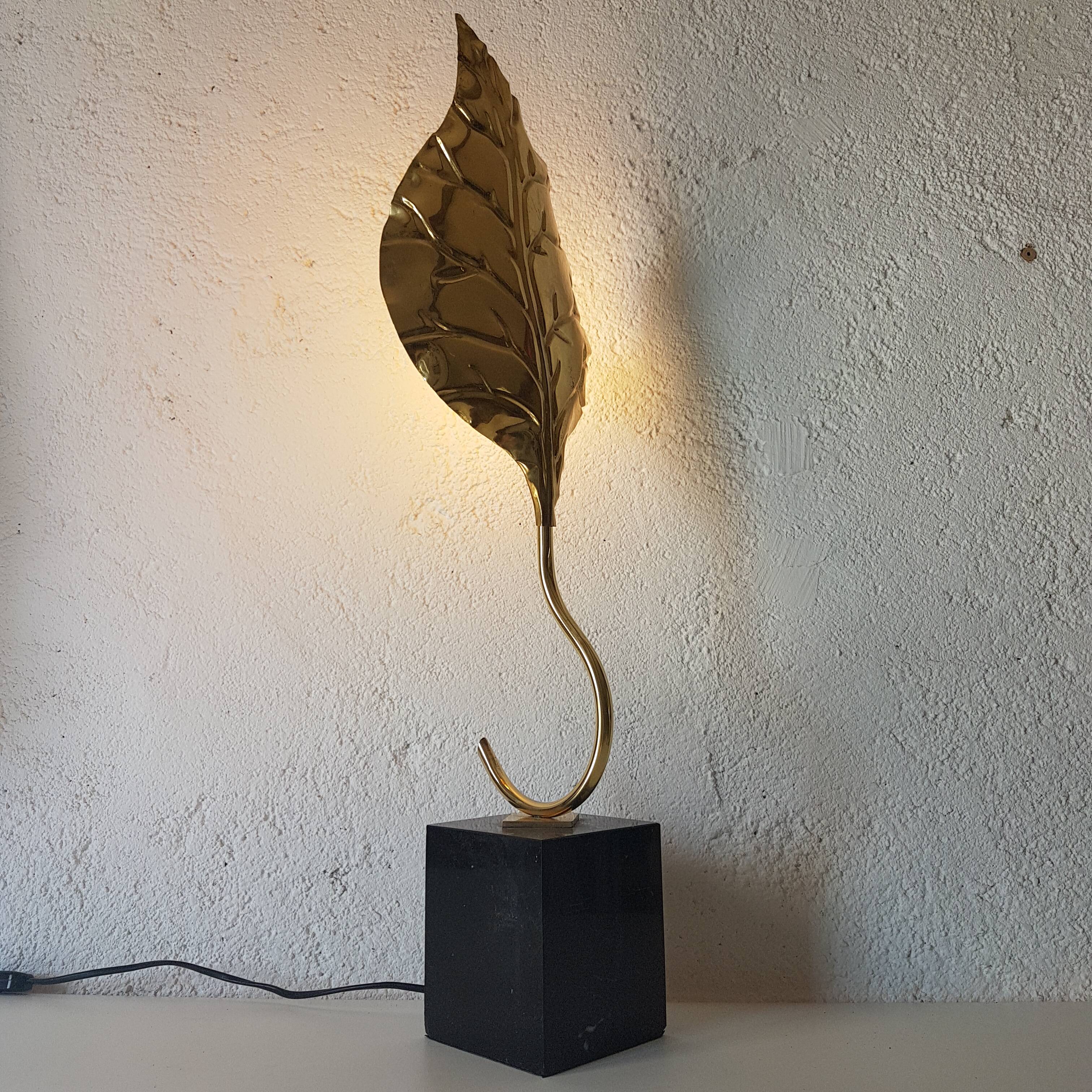 golden flower lamp design 1970