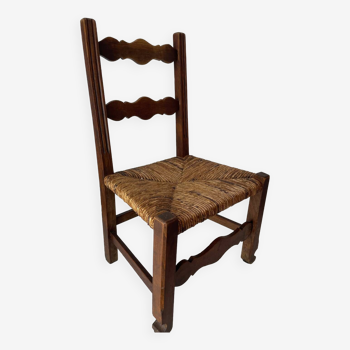 Wood and straw children's chair