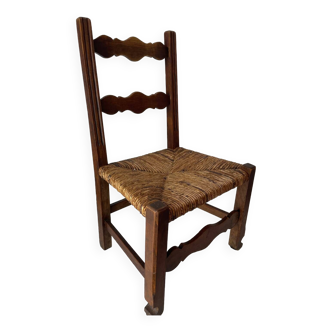 Wood and straw children's chair