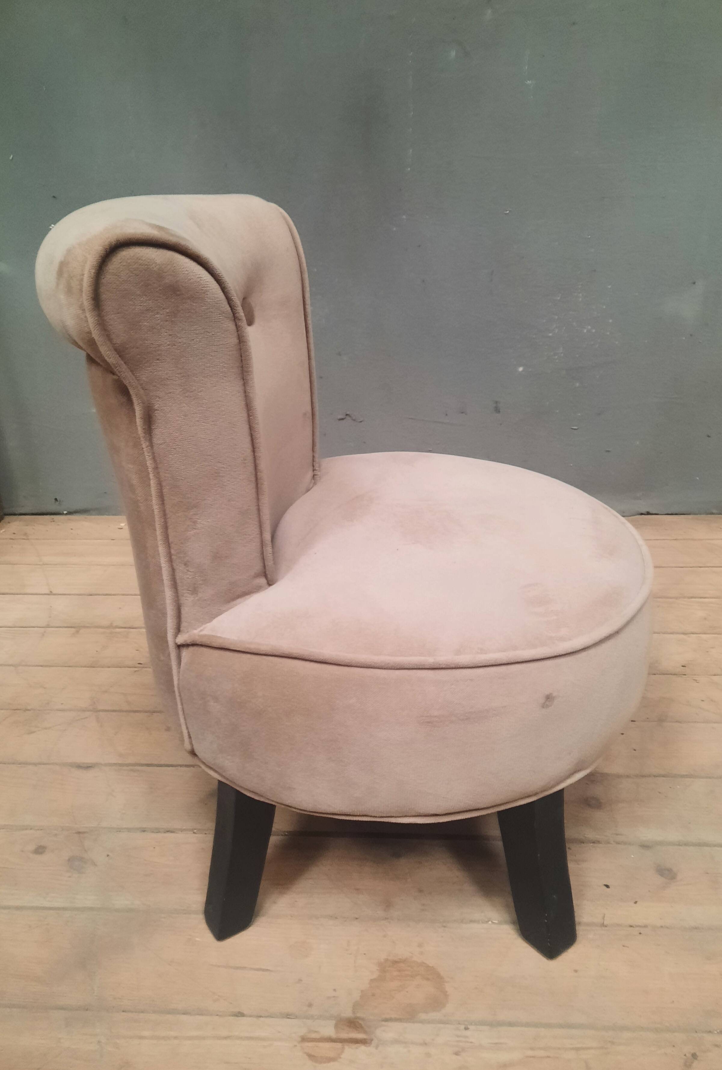 Velvet dressing table chair