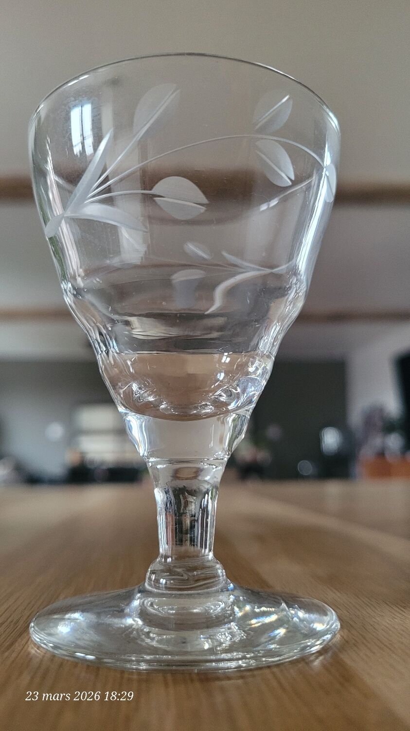 7 vintage footed aperitif glasses