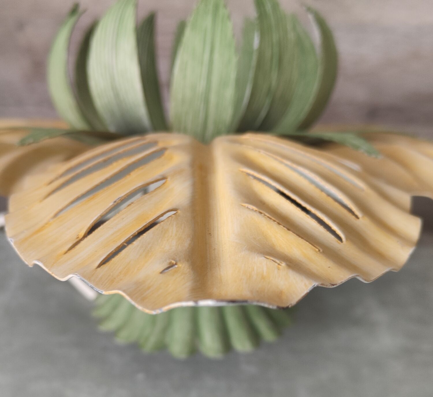 Vintage flower ceiling lamp