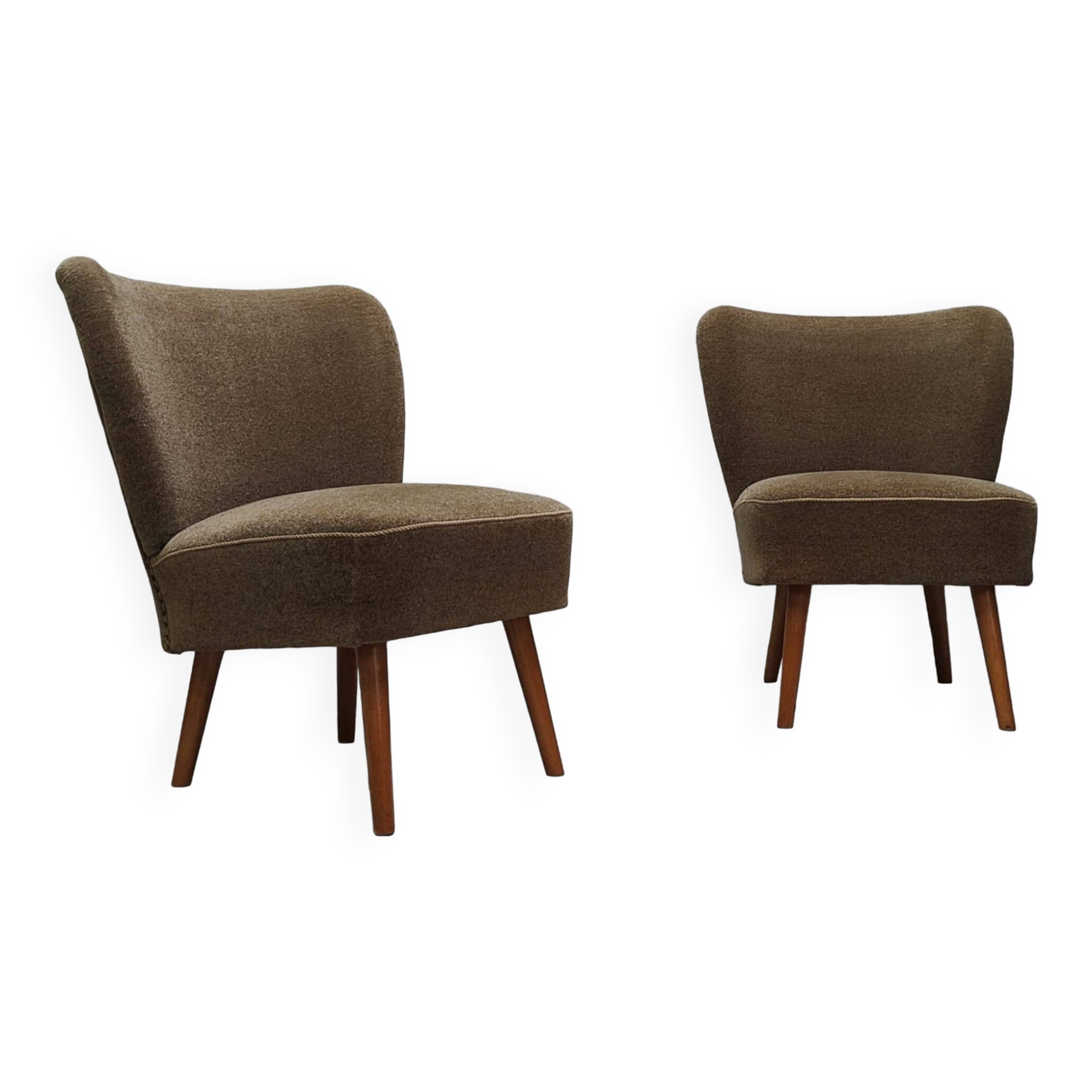 Deux fauteuils cocktail du milieu du siècle