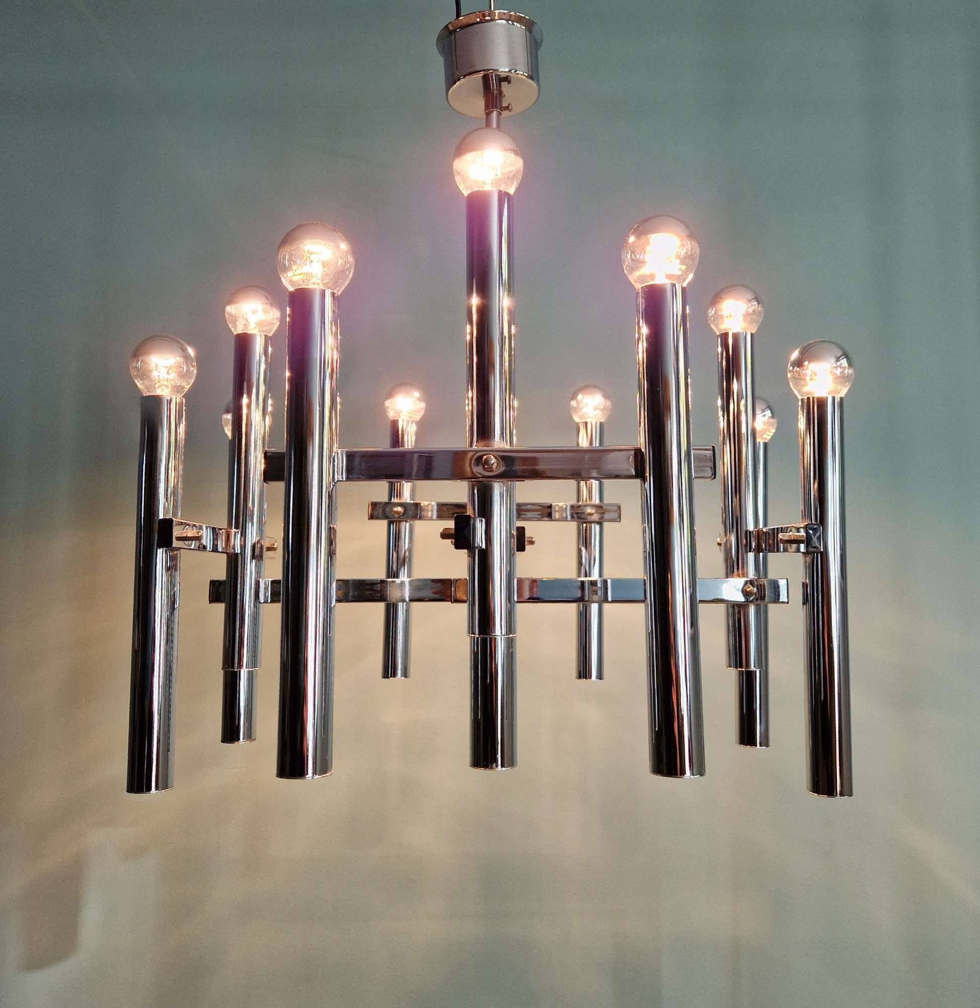 Large geometric chandelier in chromed metal, Massive, 1970