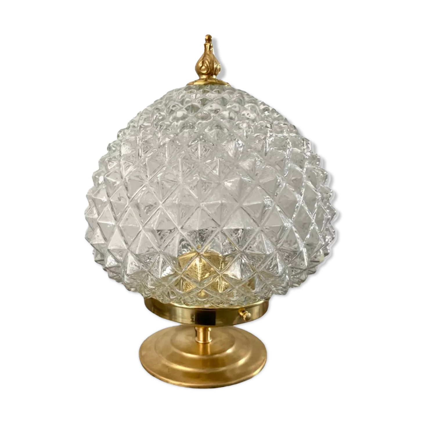 Table lamp diamond tip globe