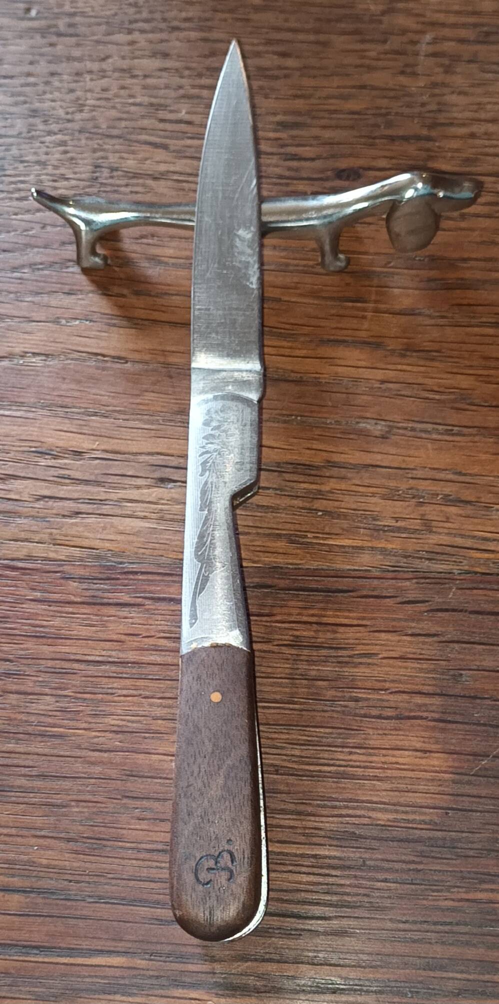 6 "dog" knife holders