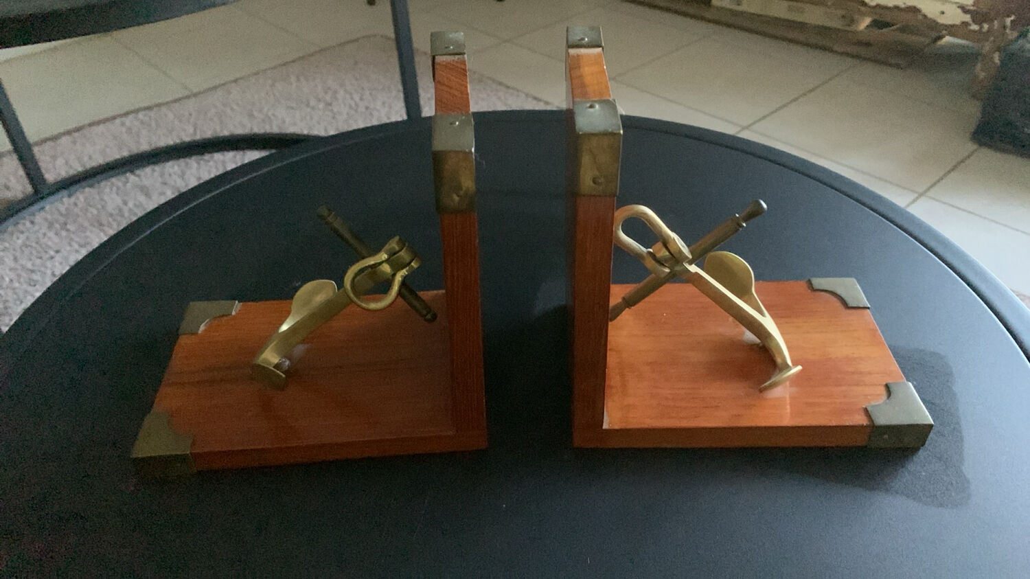 Nautical bookends