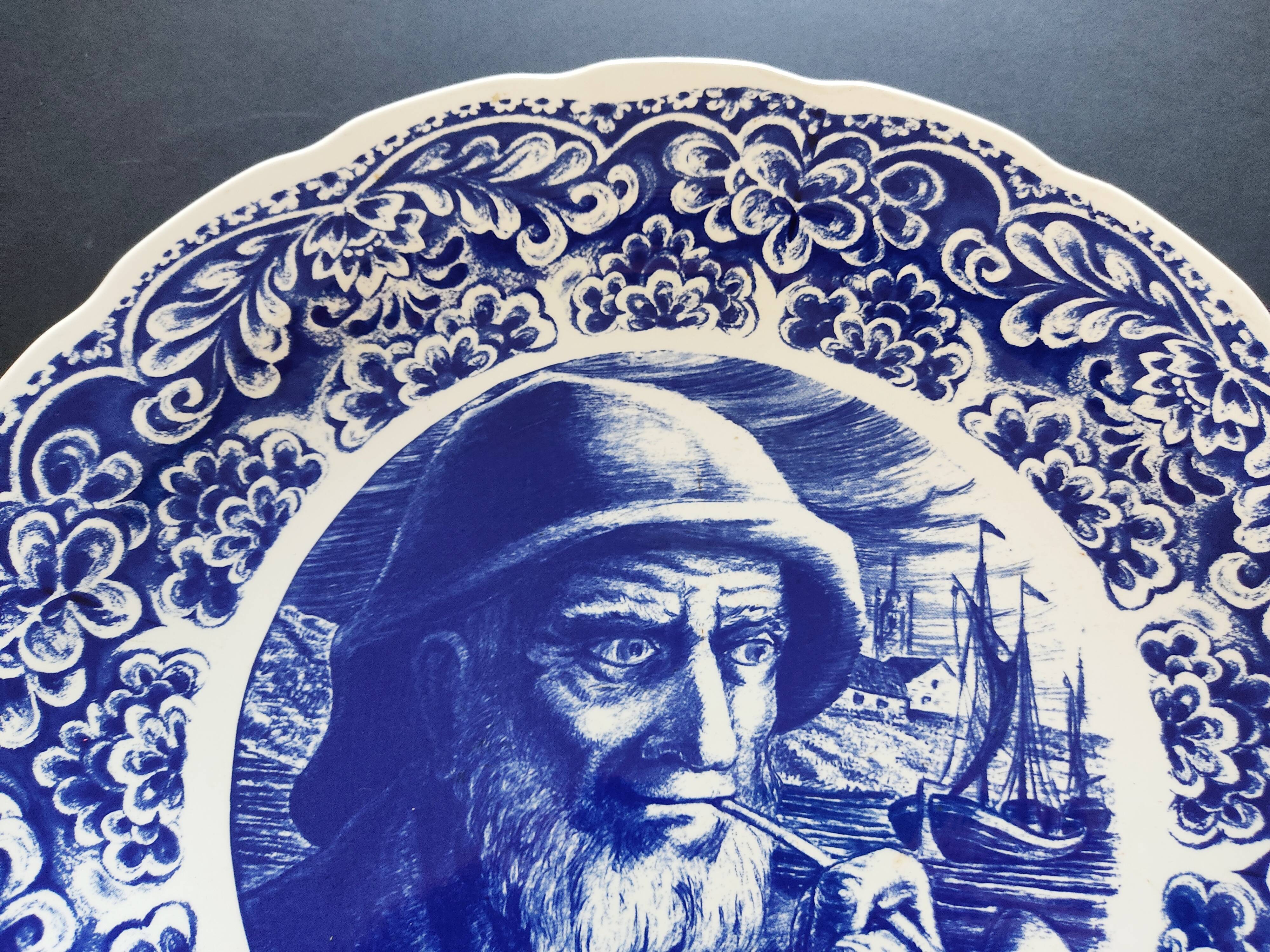 Plat Boch décor de pêcheur 39,5 cm de diamètre