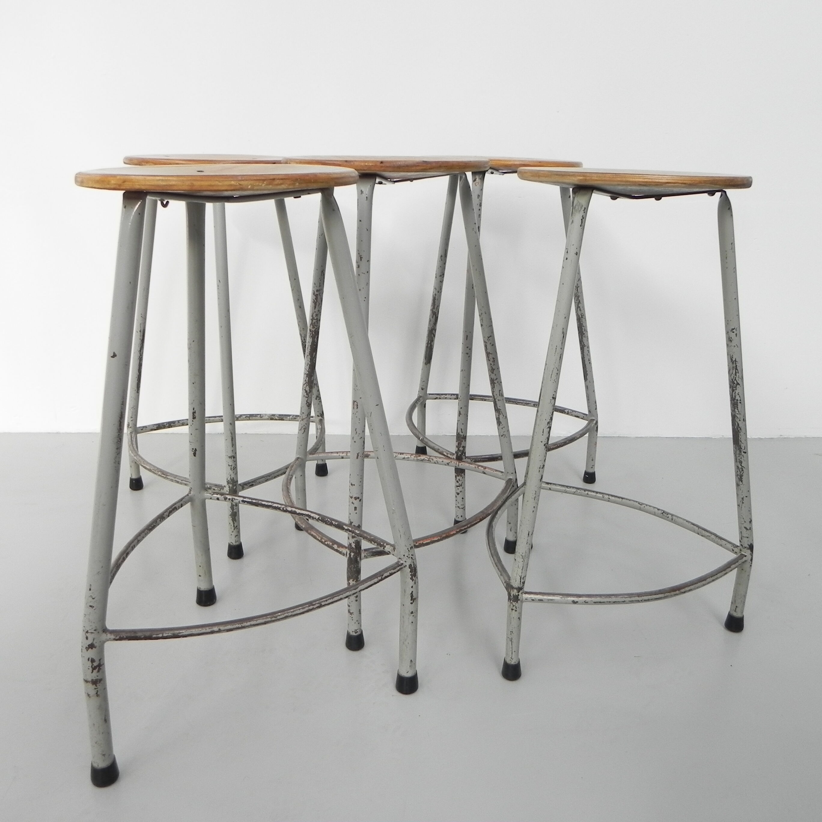 Industrial stool Ahrend de Cirkel