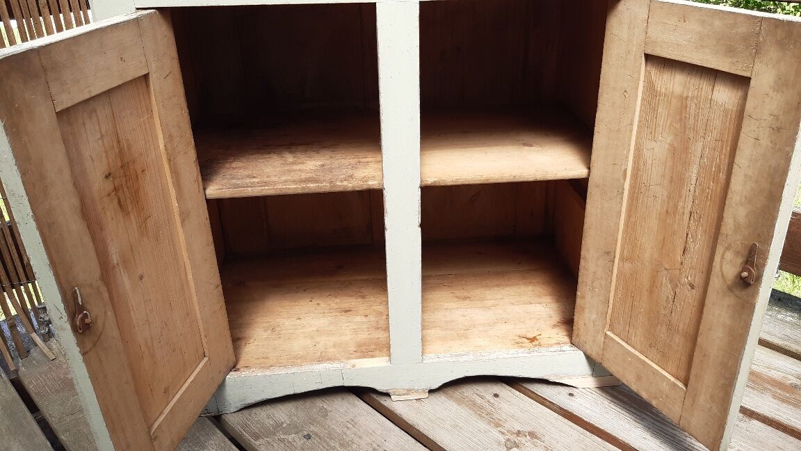 Parisian buffet green patina