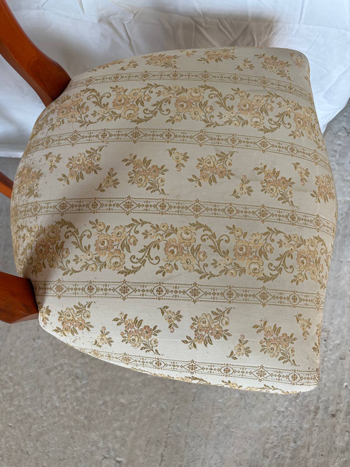 2 upholstered hot air balloon chairs