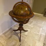 Globe bar