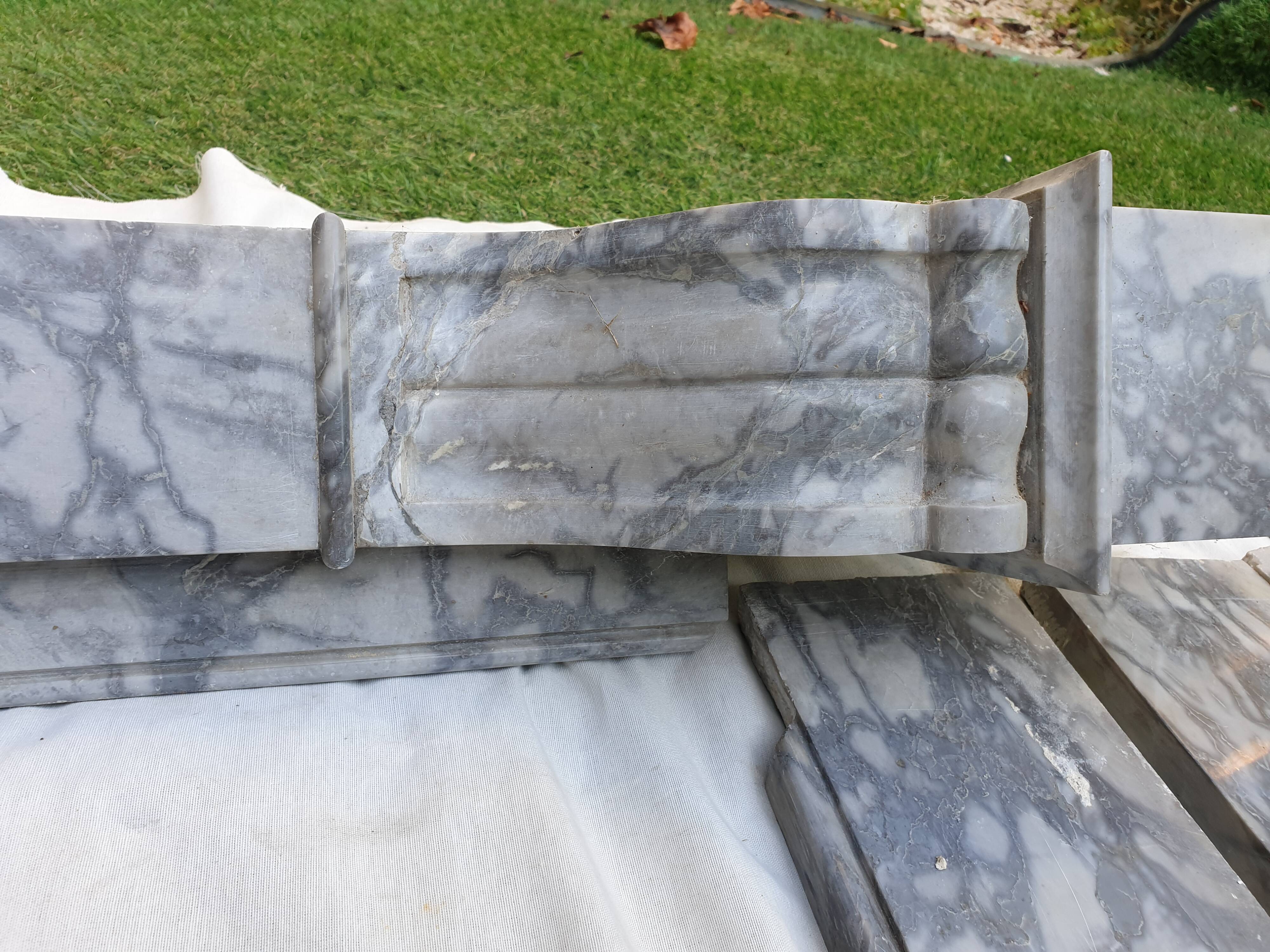 Fireplace modillon Napoleon III in gray marble of the nineteenth