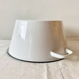 Large vintage basin in white enameled sheet metal