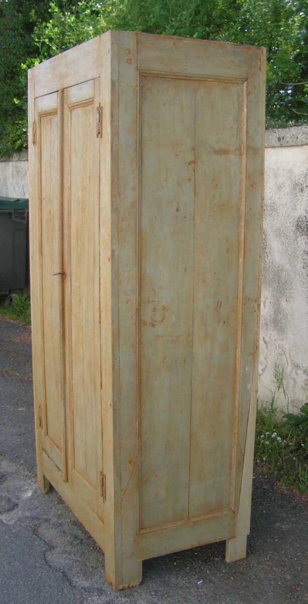 Wardrobe "Parisian"