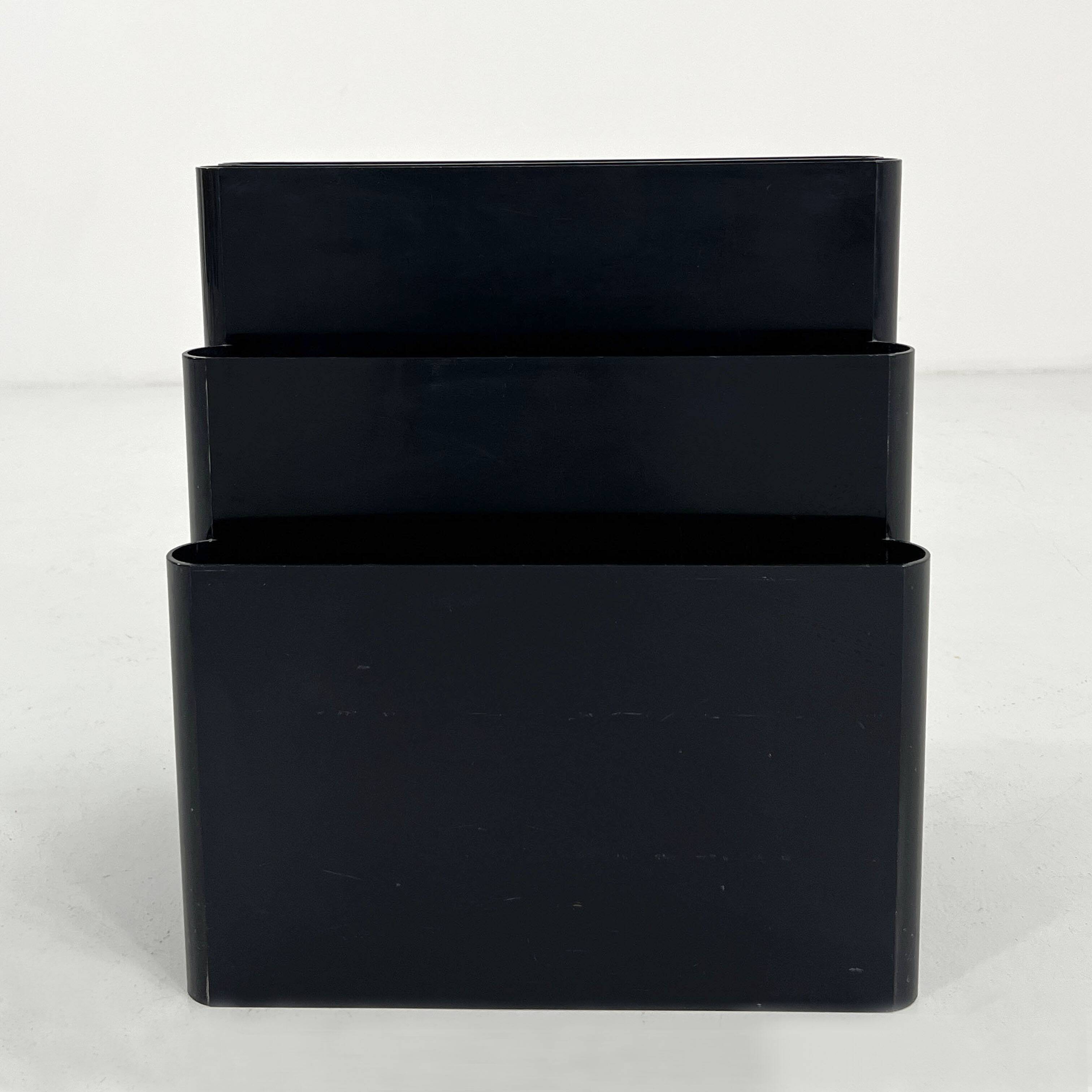 Black magazine rack by Giotto Stoppino for Kartell, 1970