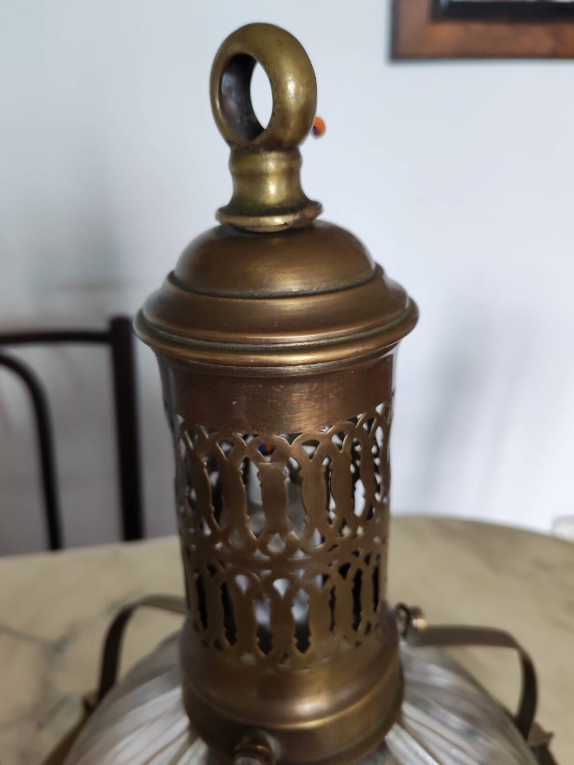 Holophane chandelier suspension