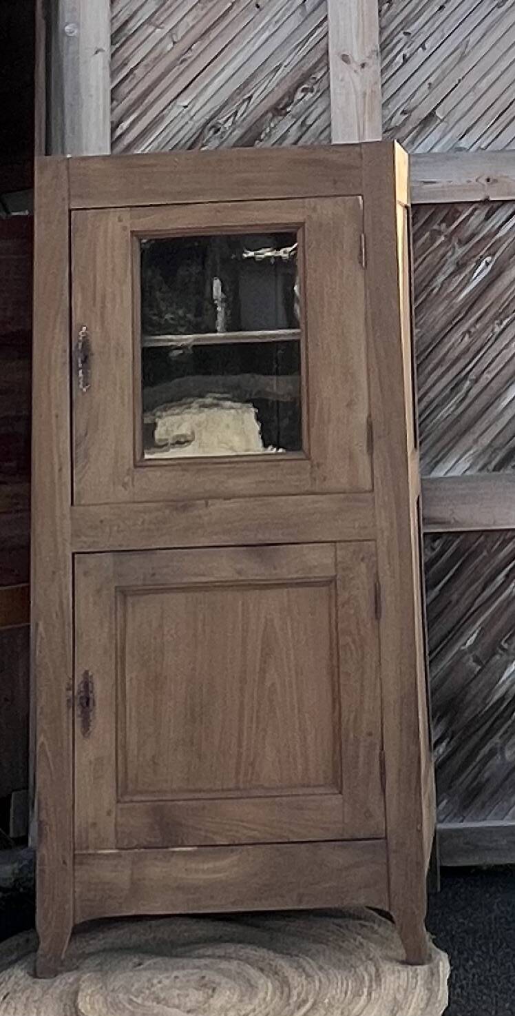 Antique solid oak bonnetière: dresser, cupboard...