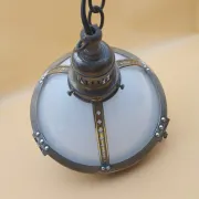 Suspension laiton et opaline