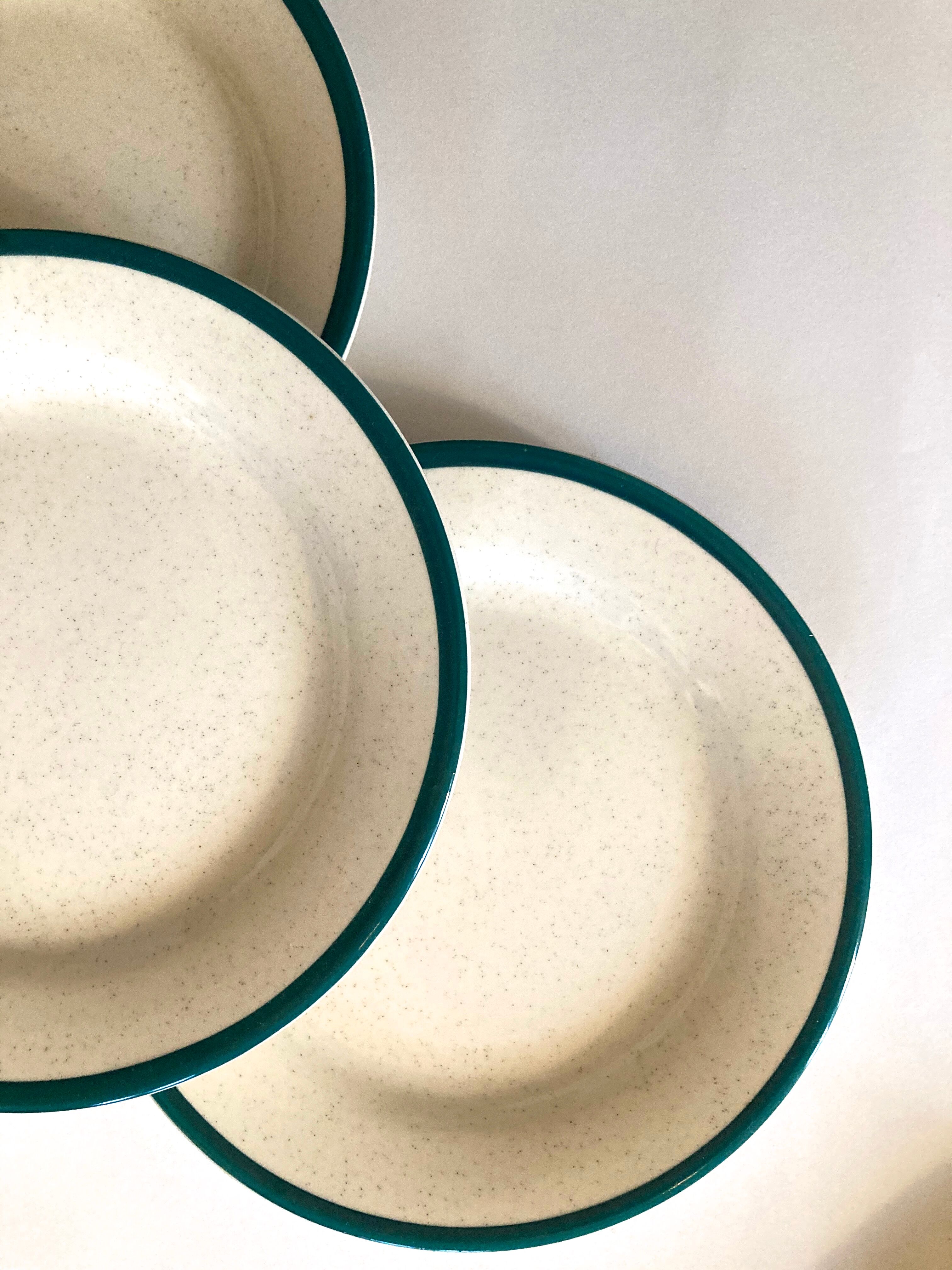 Lot vintage sandstone plates speckled green border
