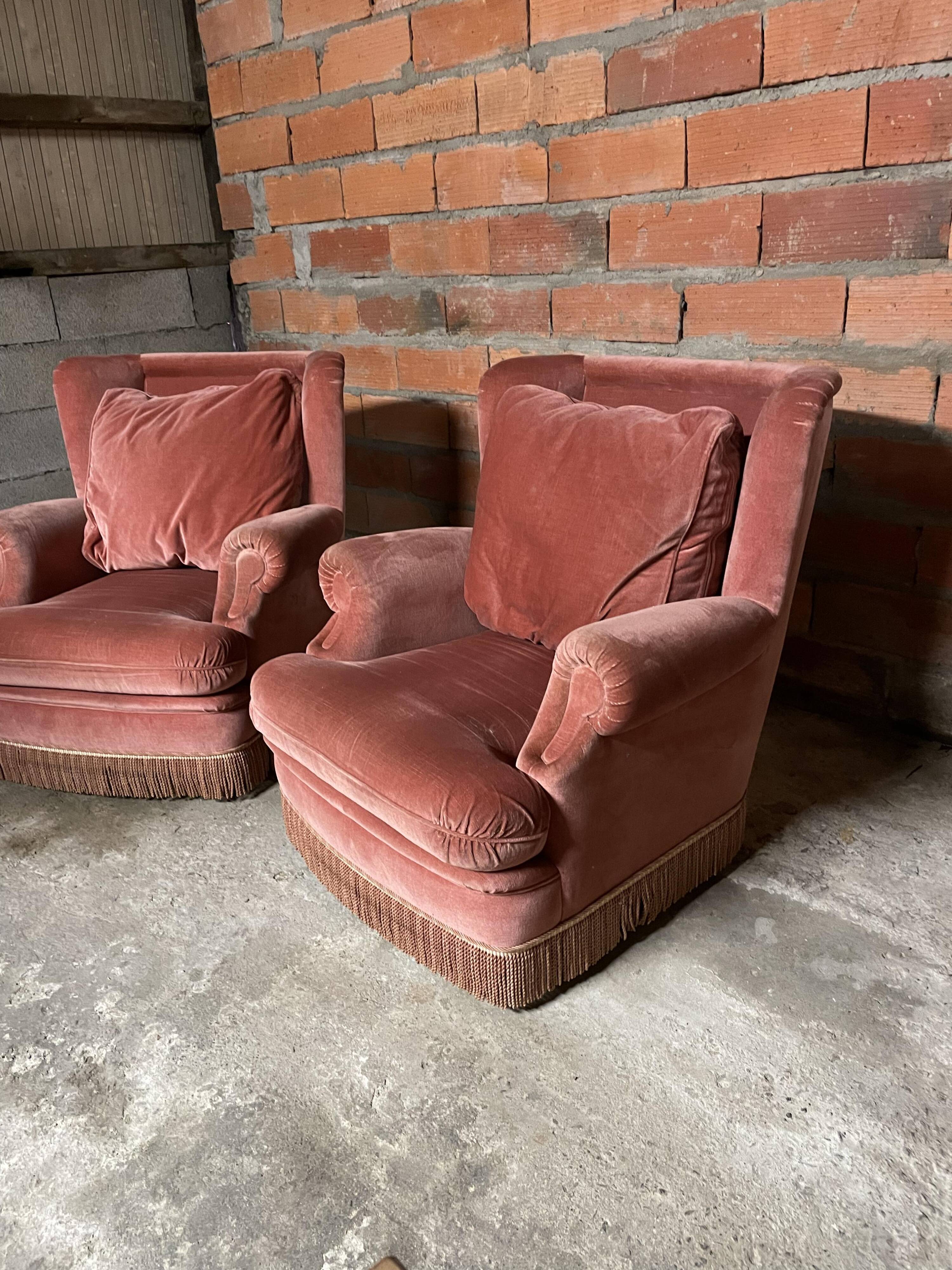 Toad club chairs