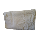 Drap brodé monogrammé LB